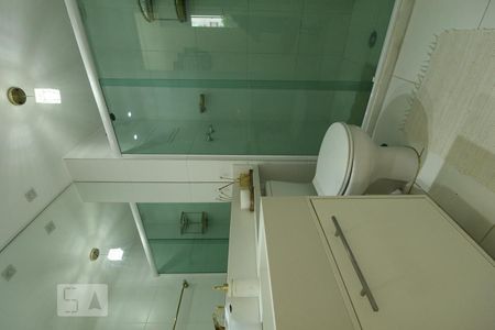 Apartamento à venda com 98m², 2 quartos e 1 vagaBanheiro 2