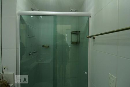 Apartamento à venda com 98m², 2 quartos e 1 vagaBanheiro 2