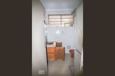 Casa à venda com 254m², 4 quartos e 5 vagas Casa à venda com 254m², 4 quartos e 5 vagasbanheiro casa 1