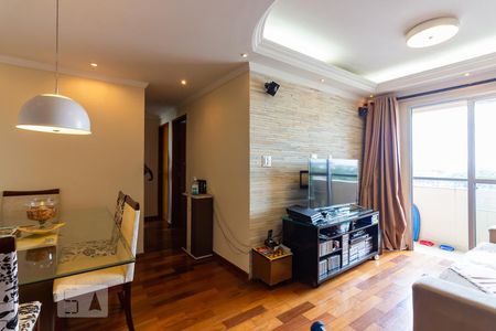 Sala de apartamento para alugar com 3 quartos, 67m² em Continental, Osasco