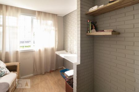 Casa à venda com 300m², 4 quartos e 5 vagas Casa à venda com 300m², 4 quartos e 5 vagasQuarto 2