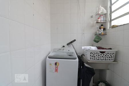 Apartamento à venda com 78m², 2 quartos e sem vagaArea de serviço 