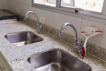 Apartamento à venda com 220m², 4 quartos e 3 vagas Apartamento à venda com 220m², 4 quartos e 3 vagasCozinha - Torneira