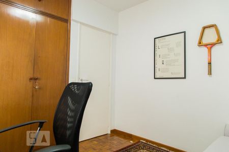 Apartamento à venda com 220m², 4 quartos e 3 vagas Apartamento à venda com 220m², 4 quartos e 3 vagasQuarto 2