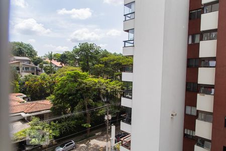 Apartamento à venda com 220m², 4 quartos e 3 vagas Apartamento à venda com 220m², 4 quartos e 3 vagasVista do quarto 2