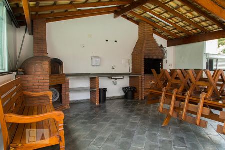 Apartamento à venda com 220m², 4 quartos e 3 vagas Apartamento à venda com 220m², 4 quartos e 3 vagasÁrea comum - Espaço gourmet