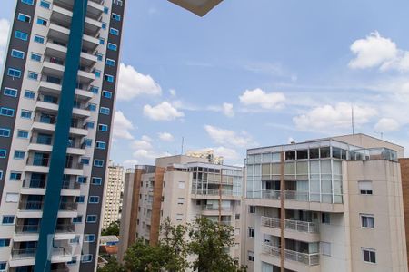 Apartamento à venda com 220m², 4 quartos e 3 vagas Apartamento à venda com 220m², 4 quartos e 3 vagasVista da suíte