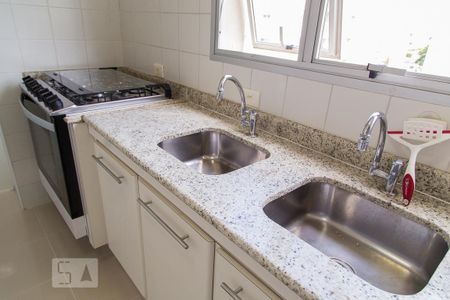 Apartamento à venda com 220m², 4 quartos e 3 vagas Apartamento à venda com 220m², 4 quartos e 3 vagasCozinha - Detalhe