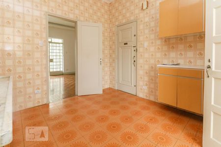 Apartamento para alugar com 119m², 3 quartos e sem vaga Apartamento para alugar com 119m², 3 quartos e sem vagaCozinha