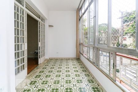 Apartamento para alugar com 119m², 3 quartos e sem vaga Apartamento para alugar com 119m², 3 quartos e sem vagaVaranda