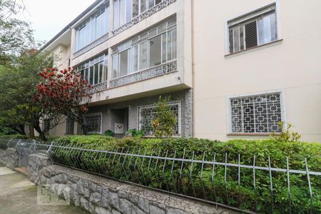 Apartamento para alugar com 119m², 3 quartos e sem vaga Apartamento para alugar com 119m², 3 quartos e sem vagaFachada