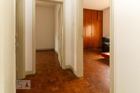 Apartamento para alugar com 119m², 3 quartos e sem vaga Apartamento para alugar com 119m², 3 quartos e sem vagaCorredor