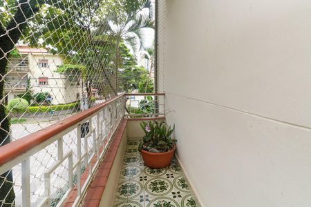 Apartamento para alugar com 119m², 3 quartos e sem vaga Apartamento para alugar com 119m², 3 quartos e sem vagaQuarto 2