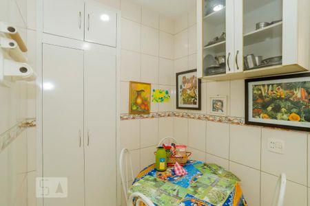 Apartamento à venda com 180m², 3 quartos e sem vaga
Cozinha 
