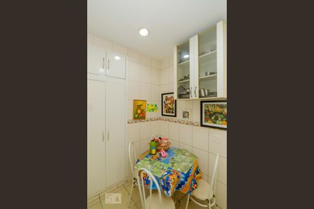 Apartamento à venda com 180m², 3 quartos e sem vaga
Cozinha 
