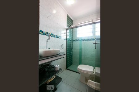 Casa à venda com 290m², 3 quartos e 2 vagasBanheiro