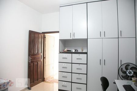 Casa para alugar com 236m², 3 quartos e 4 vagas Casa para alugar com 236m², 3 quartos e 4 vagasEdícula