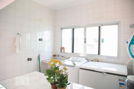 Casa para alugar com 236m², 3 quartos e 4 vagas