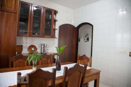 Casa para alugar com 236m², 3 quartos e 4 vagas Casa para alugar com 236m², 3 quartos e 4 vagasCopa