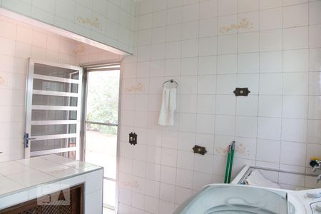 Casa para alugar com 236m², 3 quartos e 4 vagas Casa para alugar com 236m², 3 quartos e 4 vagasArea de Serviço