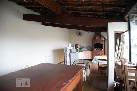 Casa para alugar com 236m², 3 quartos e 4 vagas Casa para alugar com 236m², 3 quartos e 4 vagasChurrasqueira