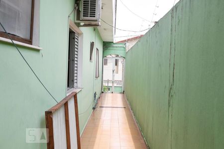 Casa para alugar com 236m², 3 quartos e 4 vagas Casa para alugar com 236m², 3 quartos e 4 vagasCorredor