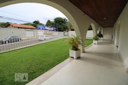 Casa para alugar com 800m², 4 quartos e 6 vagasFachada