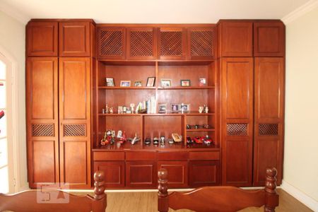 Casa para alugar com 800m², 4 quartos e 6 vagasQuarto 2