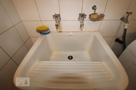 Casa para alugar com 800m², 4 quartos e 6 vagasÁrea de Serviço