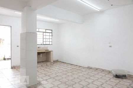 Casa à venda com 250m², 2 quartos e 4 vagas Casa à venda com 250m², 2 quartos e 4 vagasEdicula