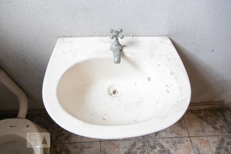 Casa à venda com 250m², 2 quartos e 4 vagas Casa à venda com 250m², 2 quartos e 4 vagasDetalhe banheiro