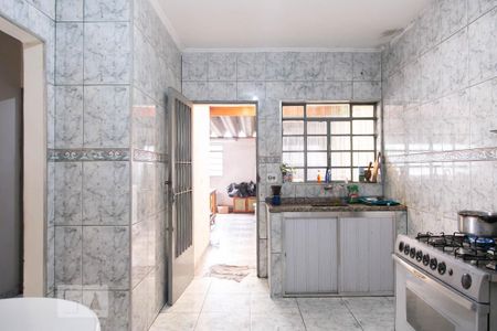 Casa à venda com 250m², 2 quartos e 4 vagas Casa à venda com 250m², 2 quartos e 4 vagasCozinha