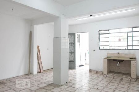 Casa à venda com 250m², 2 quartos e 4 vagas Casa à venda com 250m², 2 quartos e 4 vagasEdicula