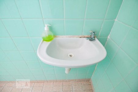 Casa à venda com 150m², 2 quartos e 2 vagasBanheiro