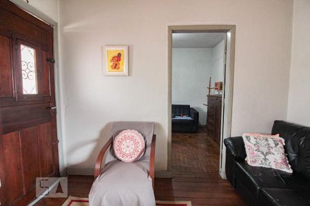 Casa à venda com 150m², 2 quartos e 2 vagasSala casa 2