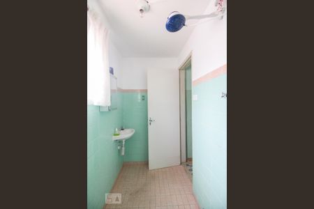 Casa à venda com 150m², 2 quartos e 2 vagasBanheiro