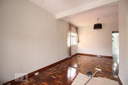 Sala de casa para alugar com 3 quartos, 130m² em Taguatinga Norte (taguatinga), Brasília