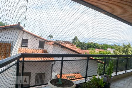 Apartamento à venda com 290m², 4 quartos e 5 vagas Apartamento à venda com 290m², 4 quartos e 5 vagasVaranda