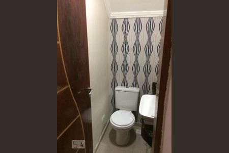 Casa à venda com 140m², 3 quartos e 2 vagas Casa à venda com 140m², 3 quartos e 2 vagasBanheiro
