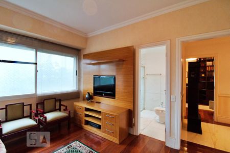 Apartamento à venda com 271m², 4 quartos e 5 vagas Apartamento à venda com 271m², 4 quartos e 5 vagasSuíte 3