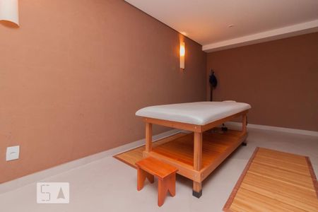 Apartamento à venda com 271m², 4 quartos e 5 vagas Apartamento à venda com 271m², 4 quartos e 5 vagasSpa