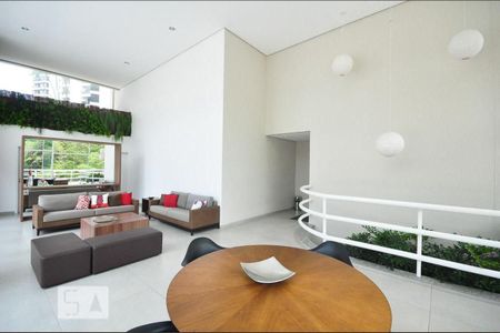 Apartamento à venda com 271m², 4 quartos e 5 vagasHall social