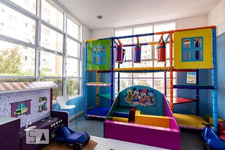 Apartamento à venda com 171m², 3 quartos e 3 vagas Apartamento à venda com 171m², 3 quartos e 3 vagasBrinquedoteca