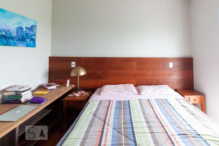 Apartamento à venda com 171m², 3 quartos e 3 vagas Apartamento à venda com 171m², 3 quartos e 3 vagasSuíte 2