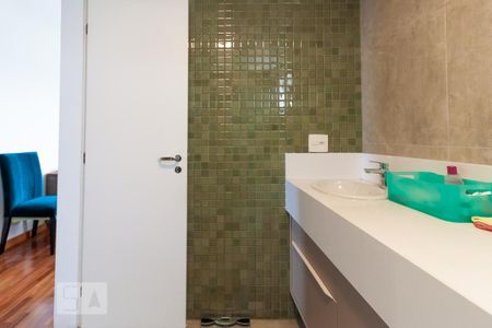 Apartamento à venda com 171m², 3 quartos e 3 vagas Apartamento à venda com 171m², 3 quartos e 3 vagasBanheiro da Suíte 2