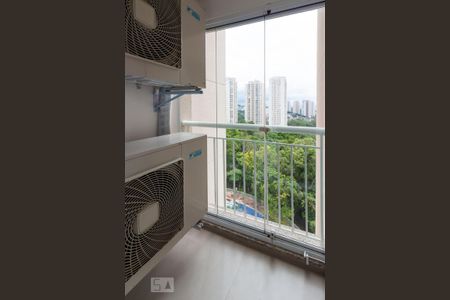 Apartamento à venda com 171m², 3 quartos e 3 vagas Apartamento à venda com 171m², 3 quartos e 3 vagasVaranda da Suíte 3