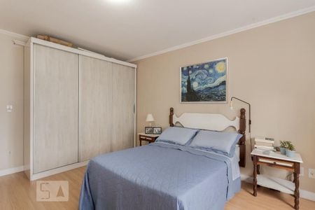 Casa à venda com 249m², 3 quartos e 2 vagas Casa à venda com 249m², 3 quartos e 2 vagasSuíte