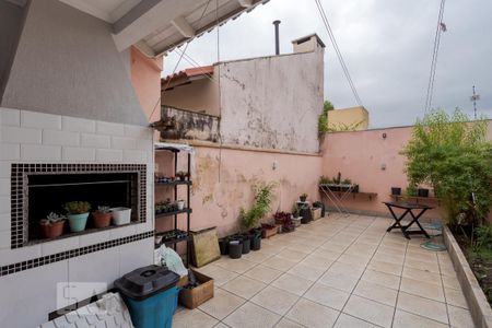 Casa à venda com 249m², 3 quartos e 2 vagas Casa à venda com 249m², 3 quartos e 2 vagasÁrea de Serviço