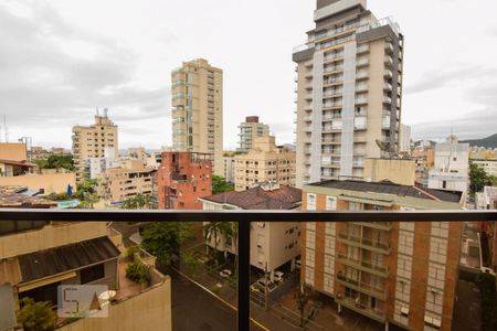 Apartamento para alugar com 220m², 3 quartos e 2 vagas Apartamento para alugar com 220m², 3 quartos e 2 vagasVaranda do Quarto