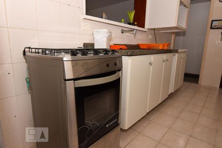 Apartamento para alugar com 220m², 3 quartos e 2 vagas Apartamento para alugar com 220m², 3 quartos e 2 vagasCozinha